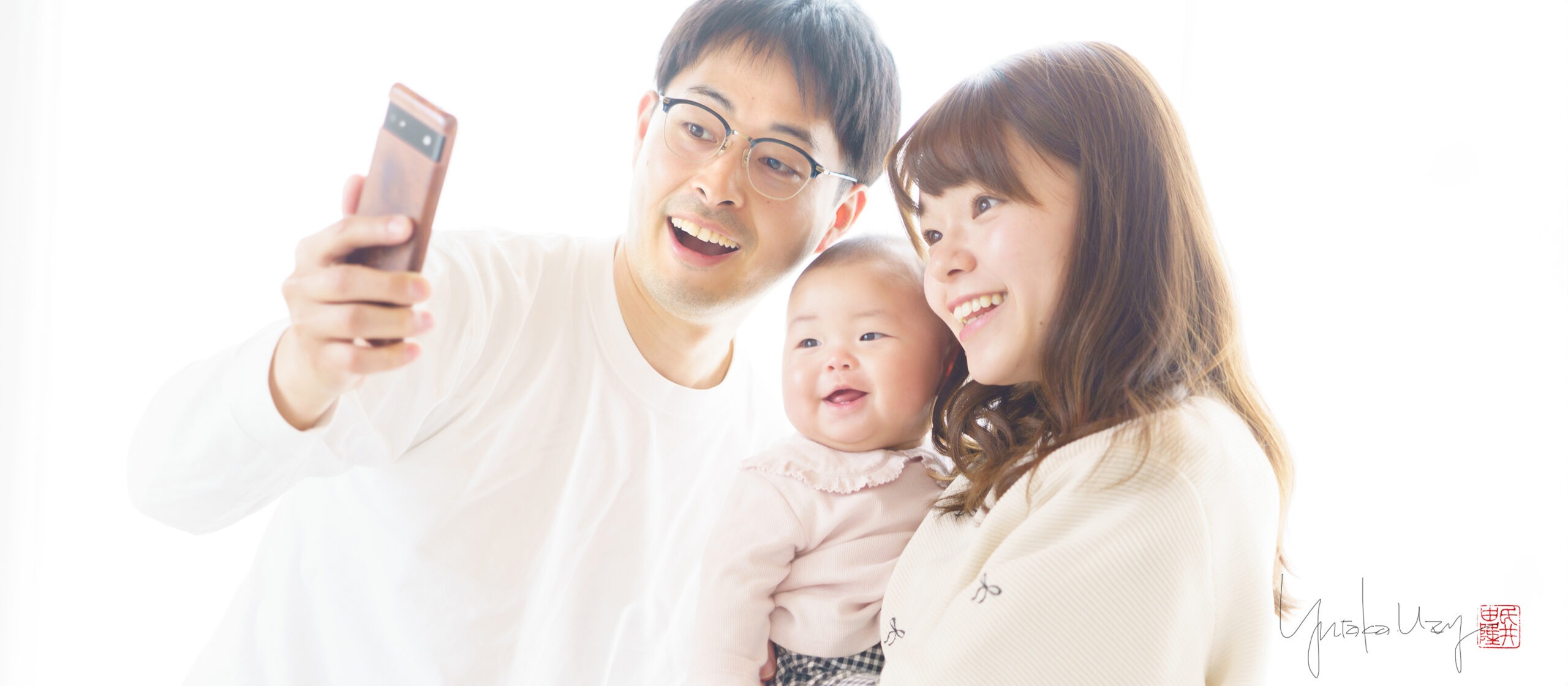 感動に満たされ、幸せがあふれる家族写真を。