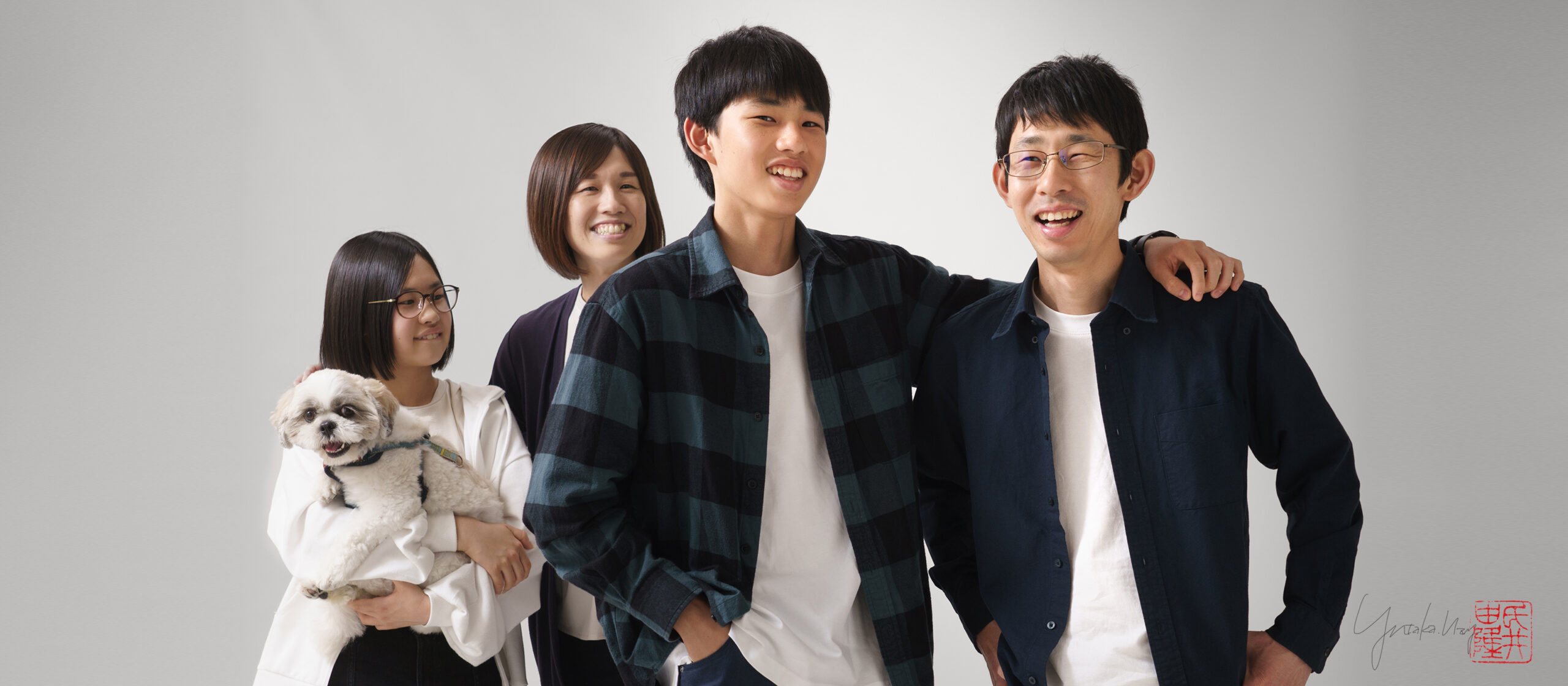 感動に満たされ、幸せがあふれる家族写真を。
