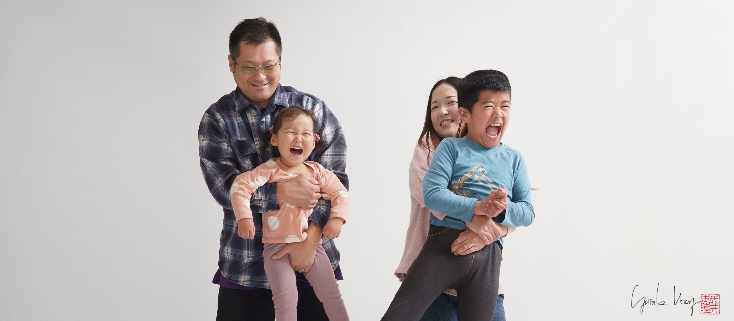 感動に満たされ、幸せがあふれる家族写真を。